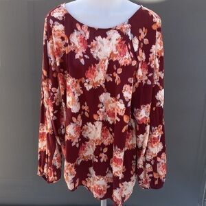Plus size Lauren Conrad floral blouse mid sleeves puff sleeves 1 button neck